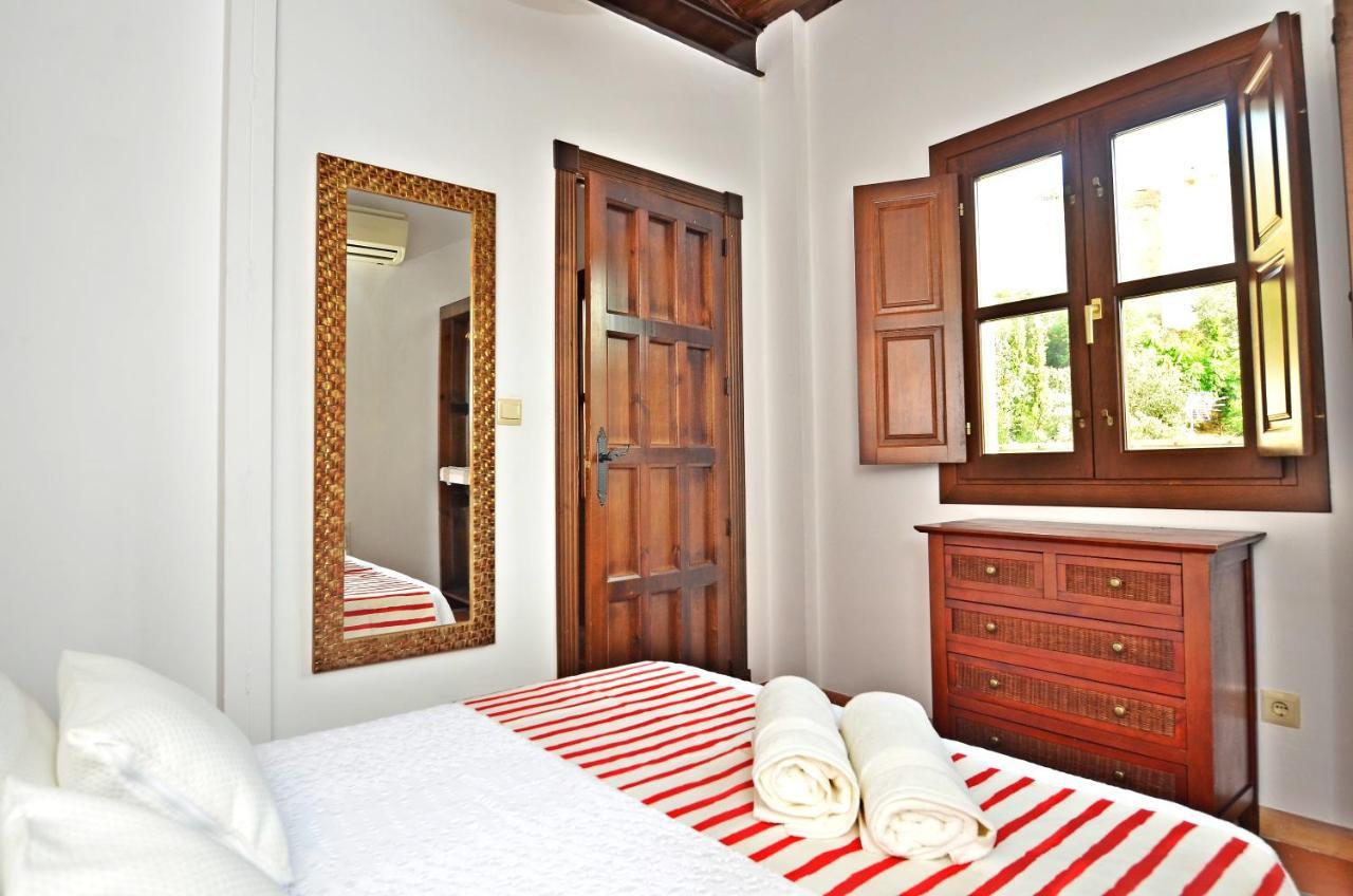 Loft Dar Al- Horra , Terraza, Parking & Vistas Villa Granada Eksteriør billede